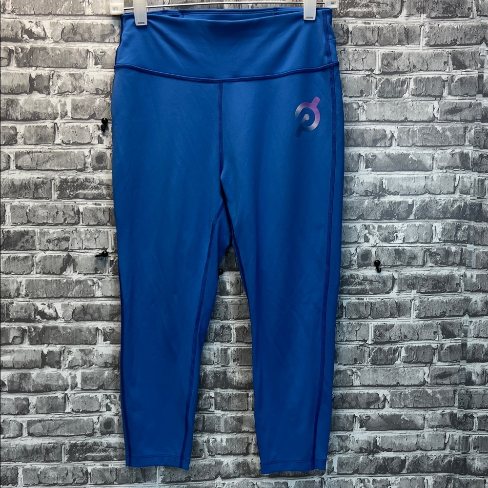 woman's‎ peloton capri leggings